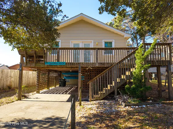 104 E Blackman Street, Nags Head, NC 27959