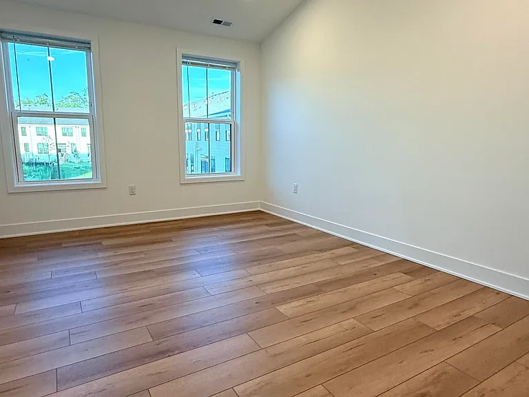 7 Colt Ln — Photo 16