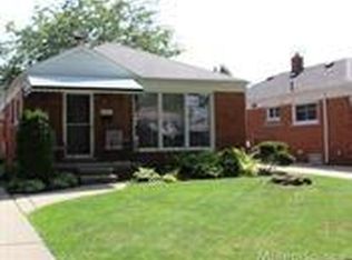 20844 Frazho St, Saint Clair Shores, MI 48081