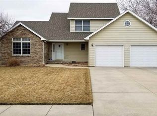3116 Meadow Ct, North Platte, NE 69101
