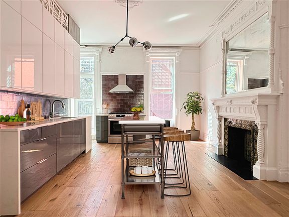 3rd image of 76 Mac Donough St #1