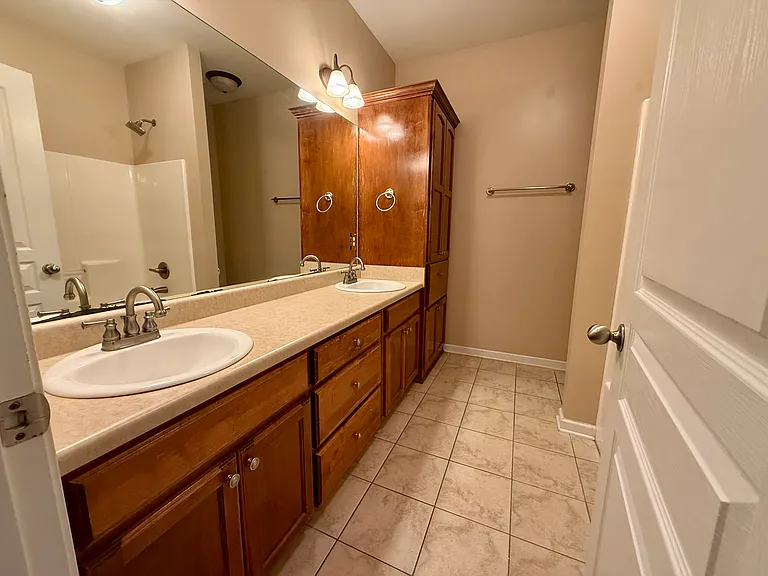 211 Hannah Rd — Photo 18