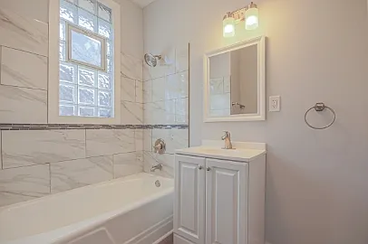 7432 S Maryland Ave #1 — Photo 5