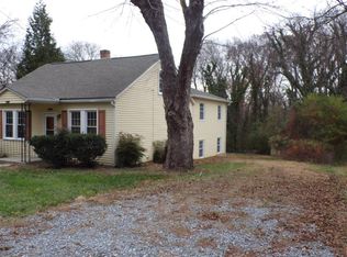 203 Juniper Cliff Rd, Brookneal, VA 24528