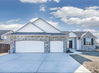701 W Slate St, Andover, KS 67002