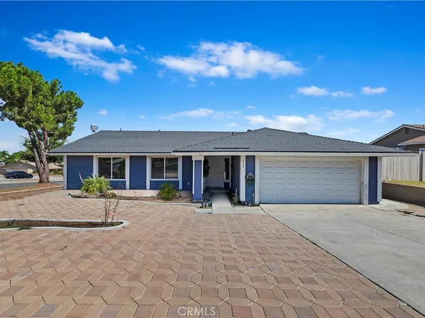 711 W Citron St, Corona, CA 92882