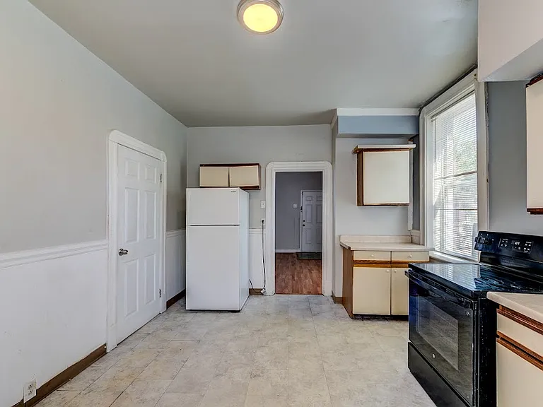 3745 Pennsylvania Ave — Photo 13