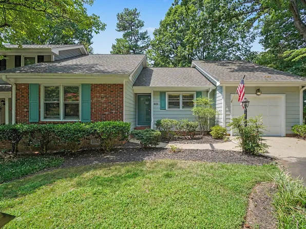 1500 Laureldale Dr, Raleigh, NC 27609