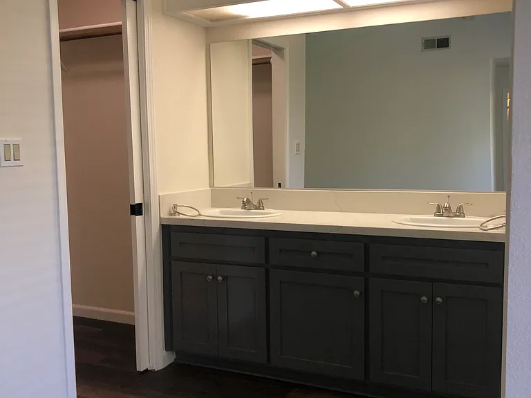9112 Hoxie Ct — Photo 15