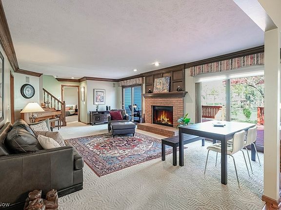 3rd image of 6730 N Palmerston Dr