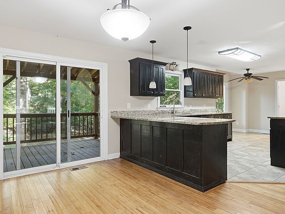2nd image of 2753 Allyn Way NW