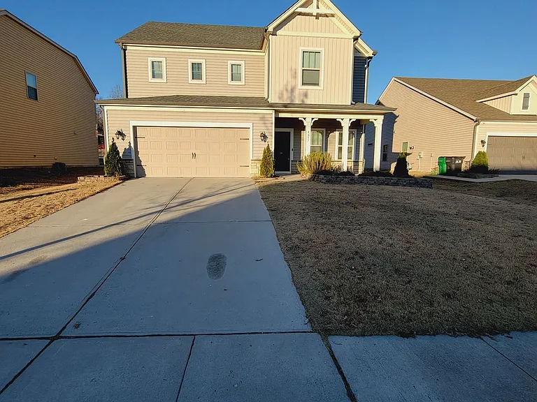 4637 Collingham Dr — Photo 1