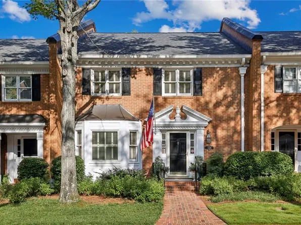 5436 Trentham Dr, Dunwoody, GA 30338