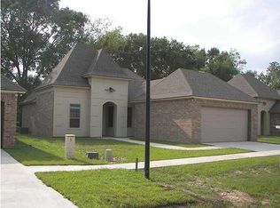 111 Annaheim Ln, Lafayette, LA 70508