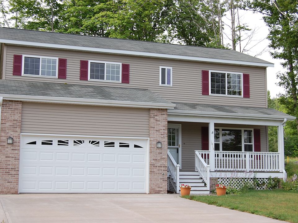 1st image of 1913 Robindale Dr