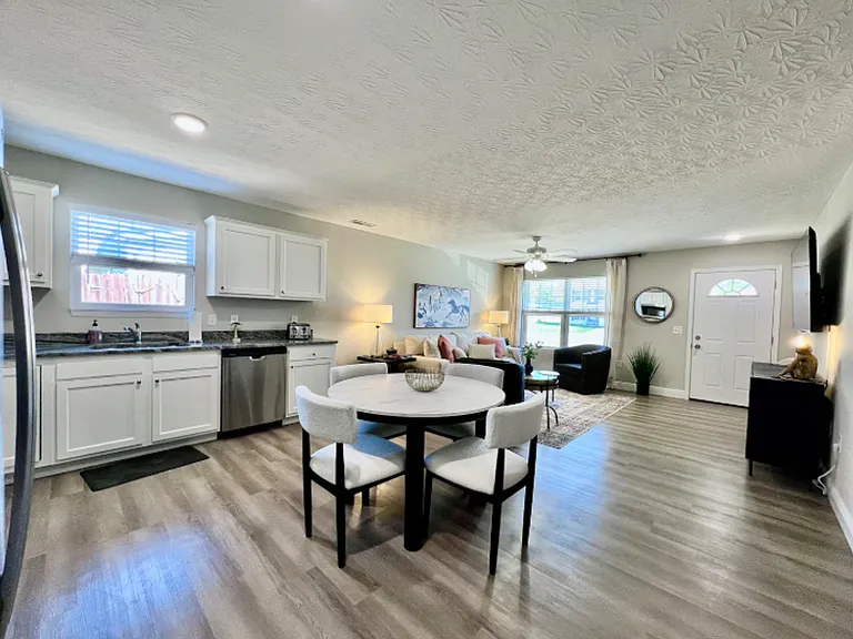 109 Southwind Blvd — Photo 7