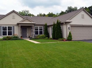 12304 Daphne Dr, Huntley, IL 60142