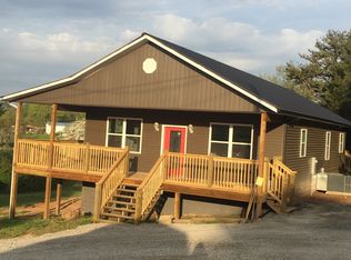 2641 Mayner Ln, Kodak, TN 37764