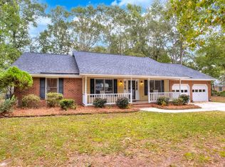 10 Turnberry Ct, Wedgefield, SC 29150
