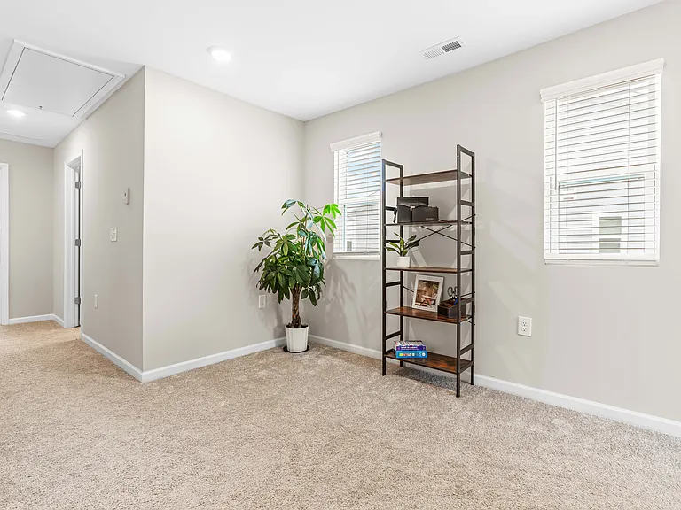 1613 Clayfire Dr — Photo 17