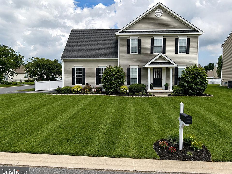 1st image of 60 Stonebridge Dr