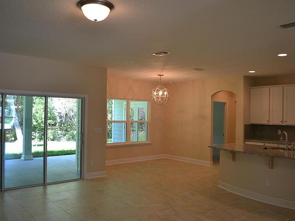 3rd image of 104 Grand Oaks Dr