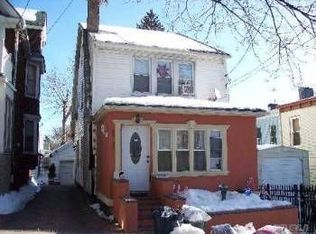 8509 76th St, Jamaica, NY 11421