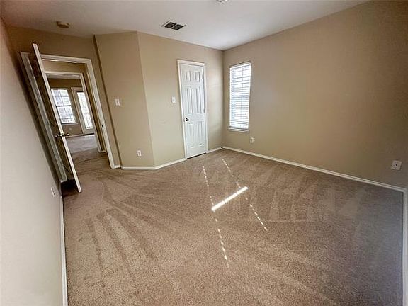 5th image of 2505 Glenhaven Dr