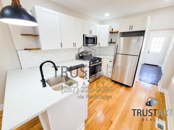 2322 E Clearfield St #1, Philadelphia, PA 19134