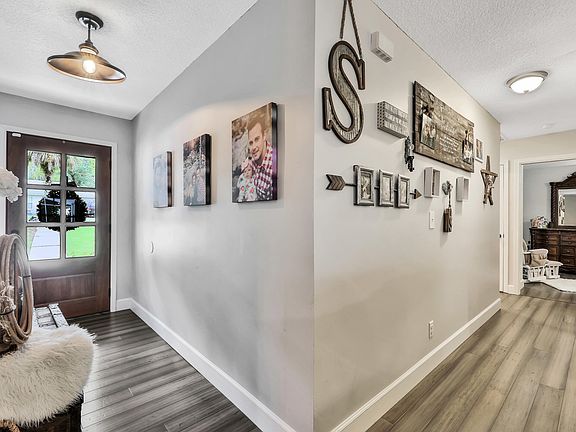 5th image of 1267 Governors Creek Dr