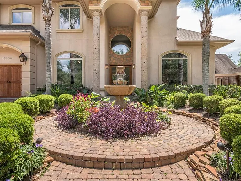 15306 Coastal Oak Ct — Photo 2