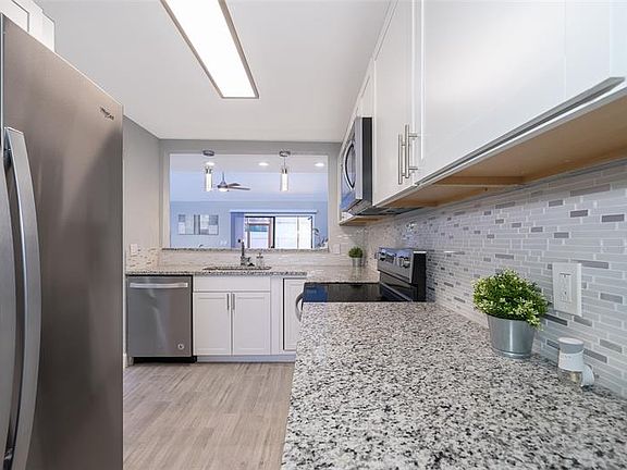 5th image of 2442 Harbour Way