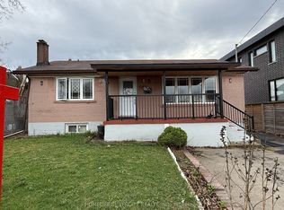 7208 Hermitage Rd, Mississauga, ON L4T2S4
