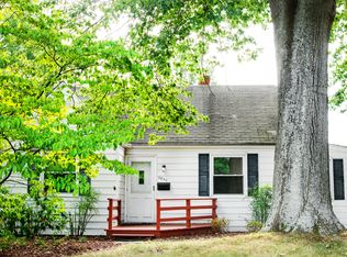 6800 Three Chopt Rd, Richmond, VA 23226