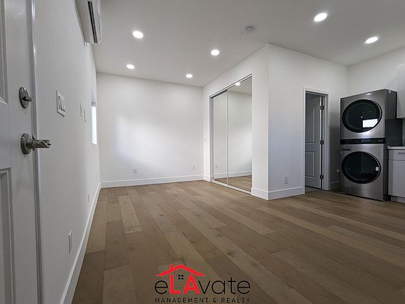 3rd image of 17216 Hatteras St #17216