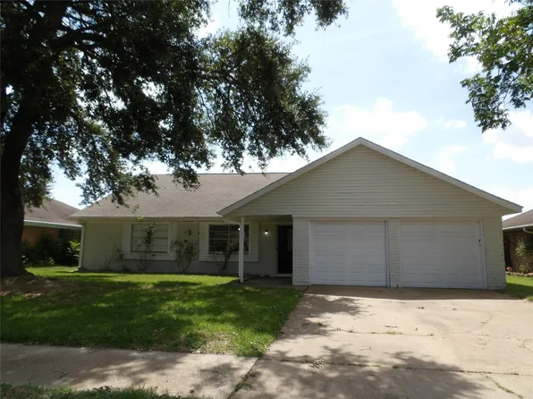 2434 Tyler Ln, Deer Park, TX 77536