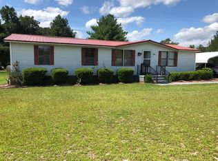 170 Countryside Dr, Aberdeen, NC 28315