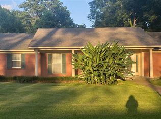 2212 Sloane St, Jackson, MS 39204