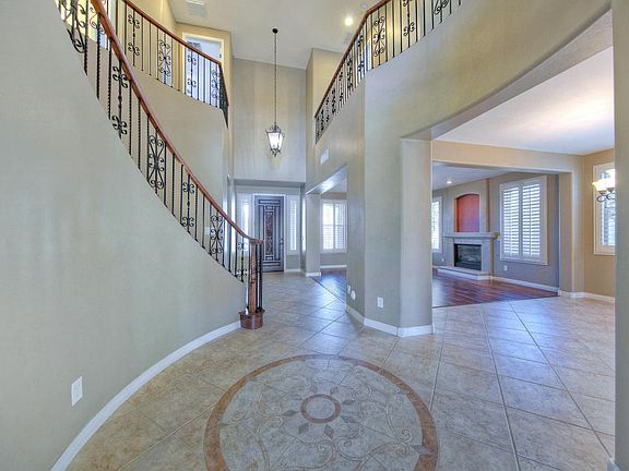 5th image of 18241 W Onyx Ct