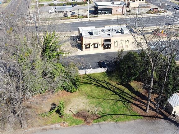3rd image of 2611 8th St