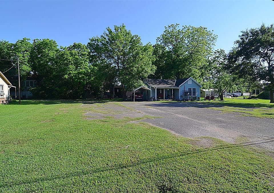 2nd image of 235 Weisenberger Dr