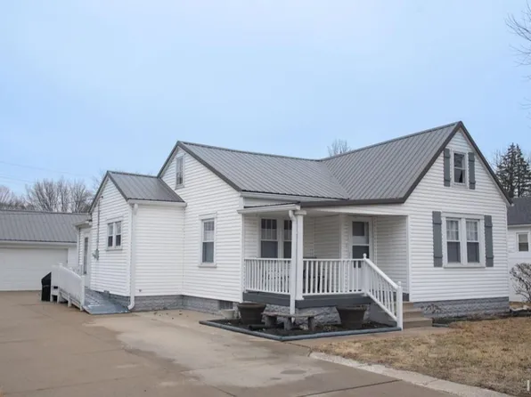 1710 E 22nd St, Muncie, IN 47302