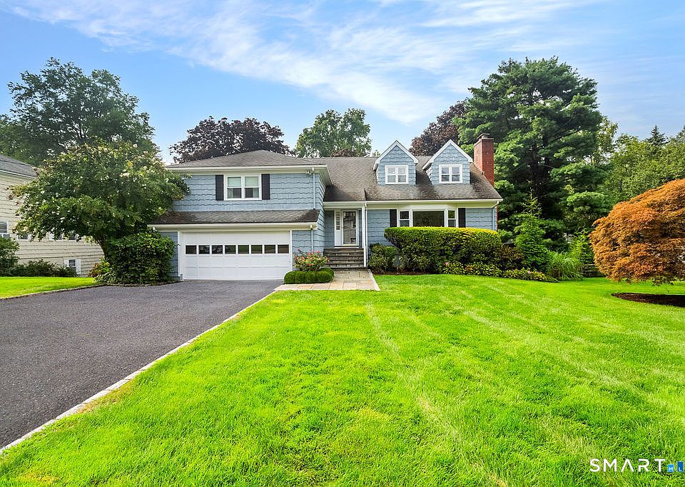 1st image of 18 Shady Brook Lane