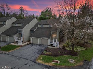 2001 Meadow Gln, Wyomissing, PA 19610
