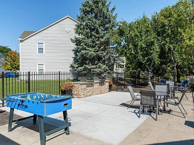 Wexford Lakes Apartments and Townhomes — Photo 30
