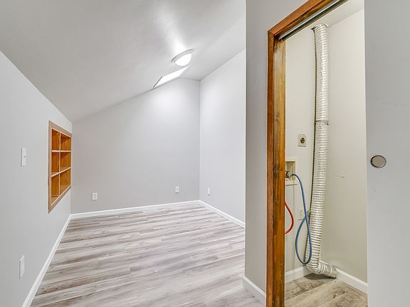 5th image of N8095 Lakeshore Dr #4