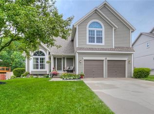 15404 Maple St, Overland Park, KS 66223
