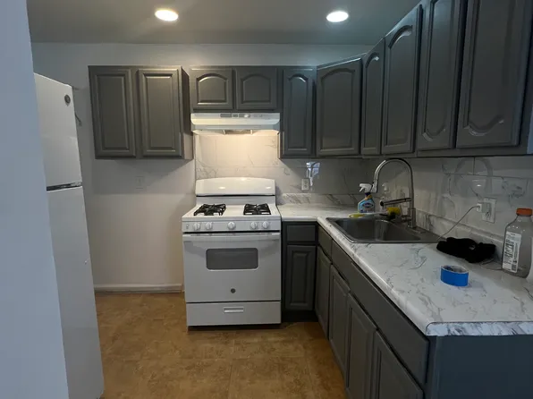 (undisclosed Address), Bronx, NY 10466