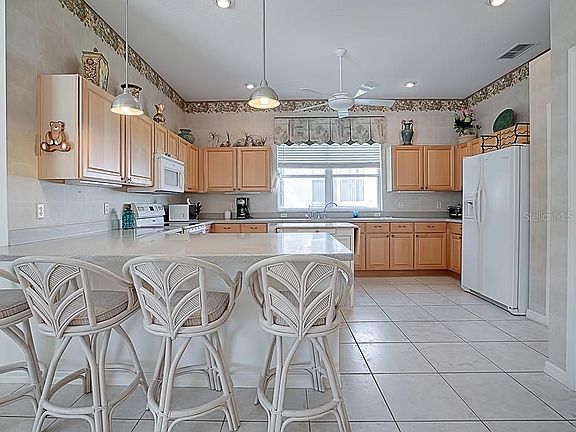 5th image of 24704 Brightwater Ct