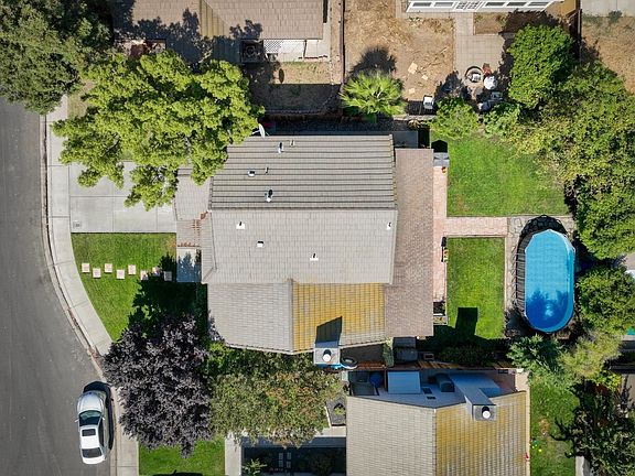2nd image of 5209 Bigben Ct